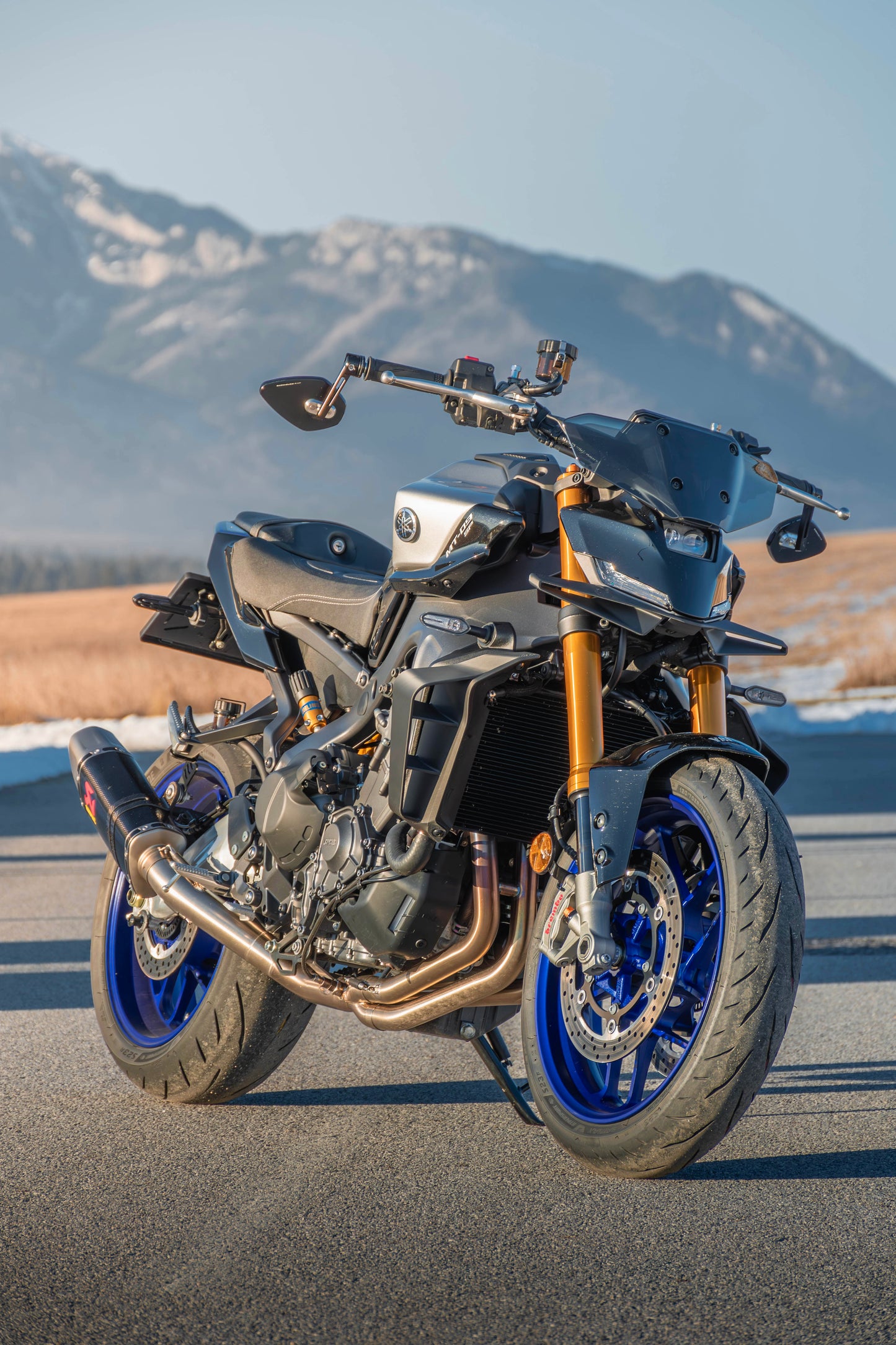 Ali laterali - Yamaha MT09 2024