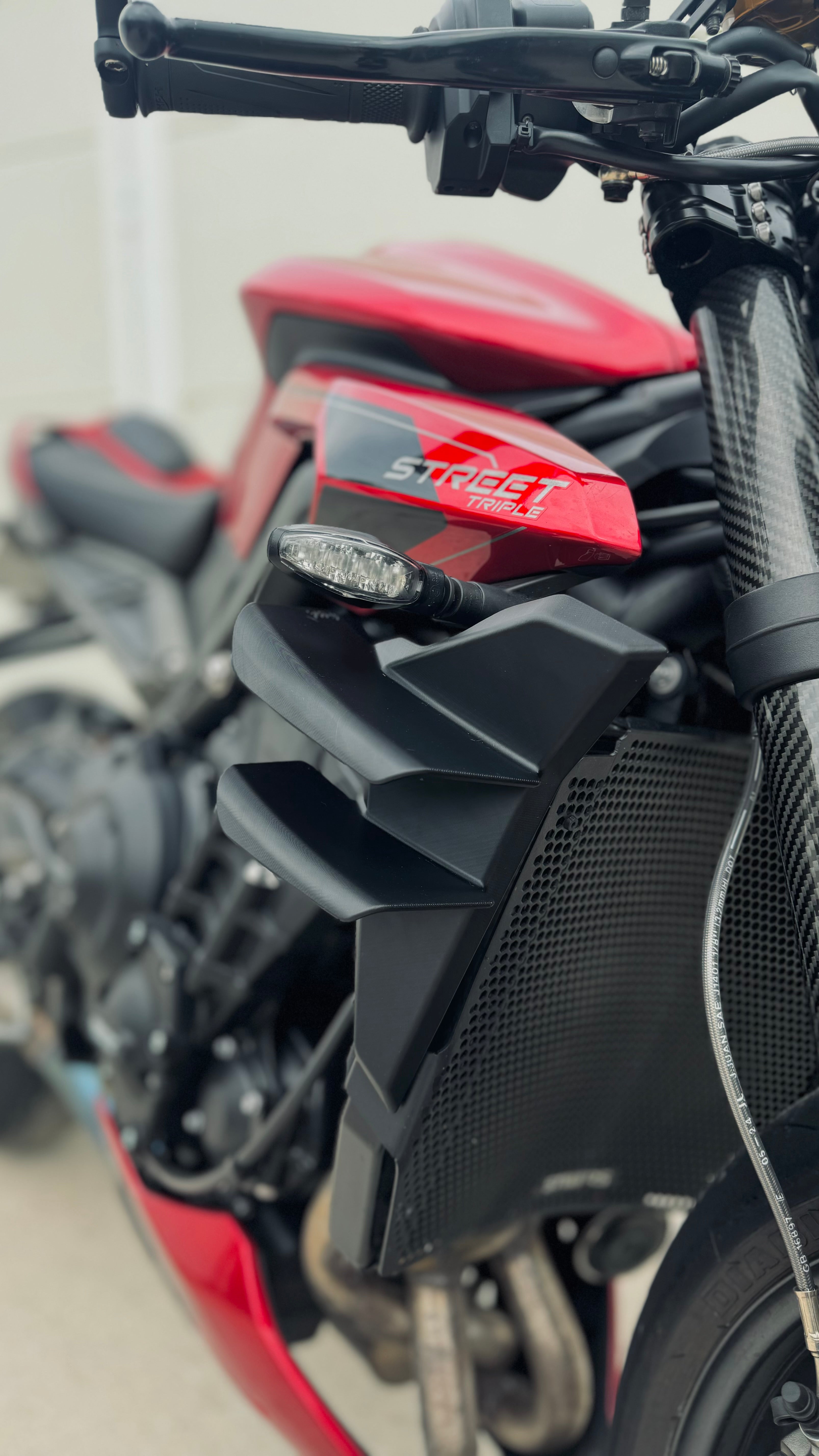 Double Side Wings - Triumph Street Triple 765 2023+