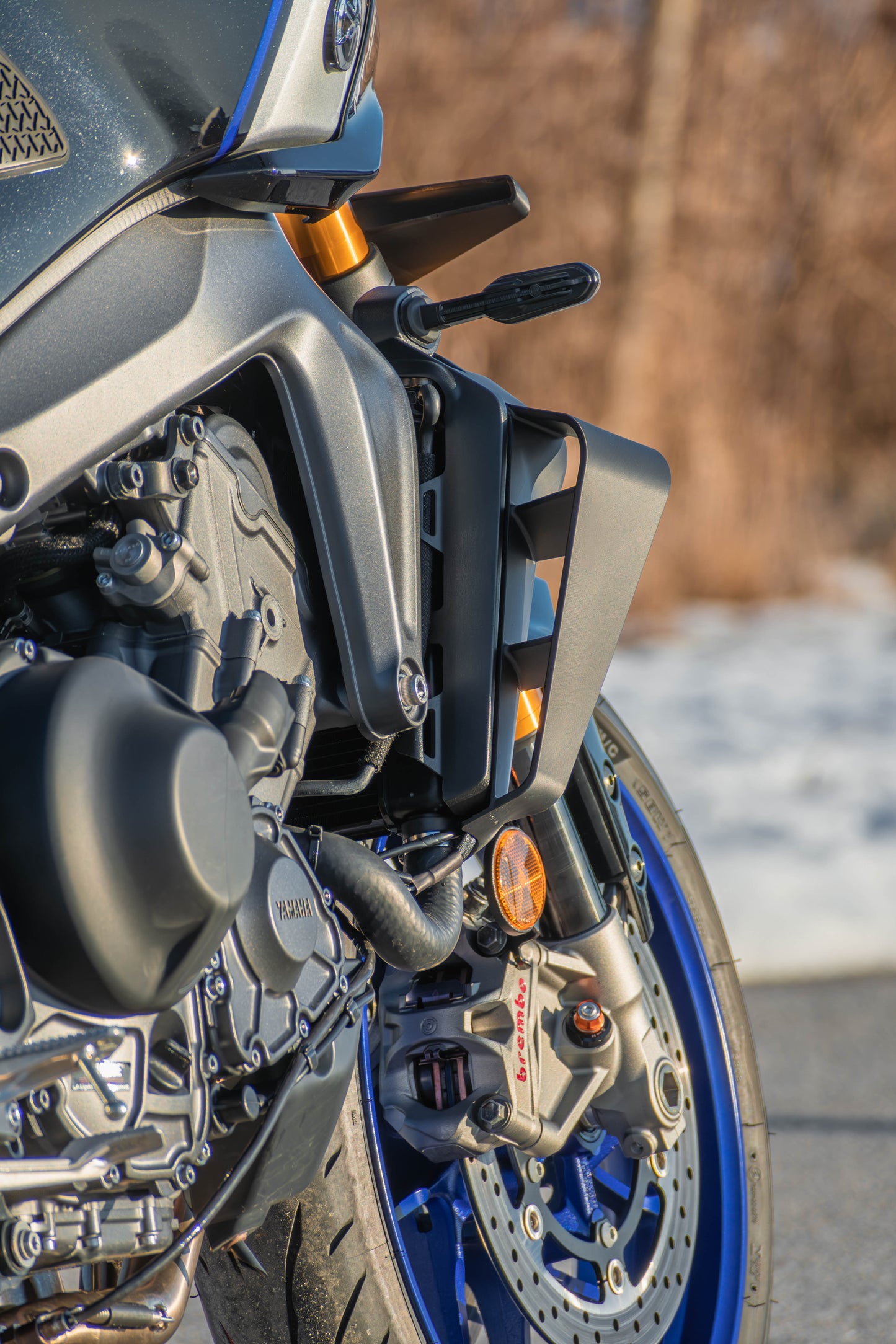 Ali laterali - Yamaha MT09 2024