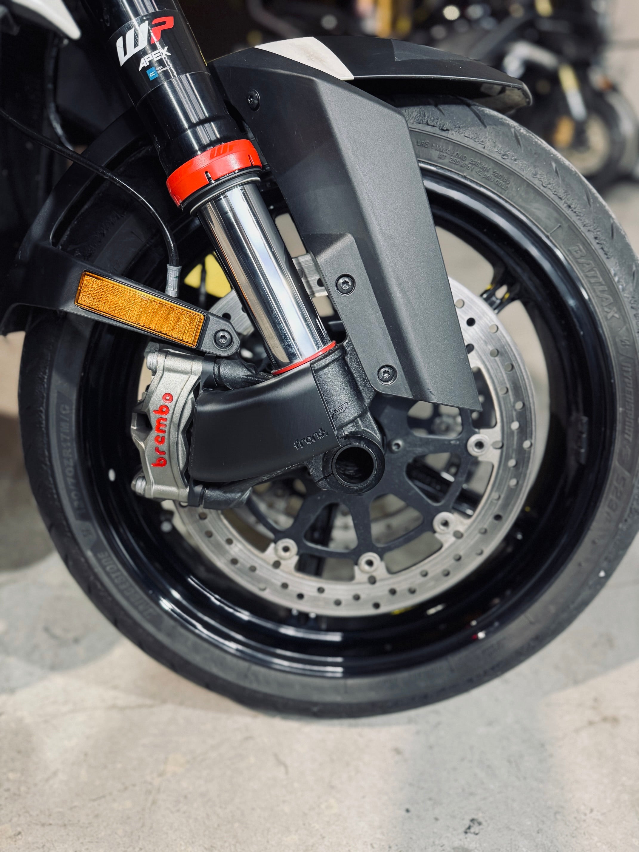 Brake Cooler - KTM Super Duke/Duke, Husqvarna Svartpilen/Vitpilen