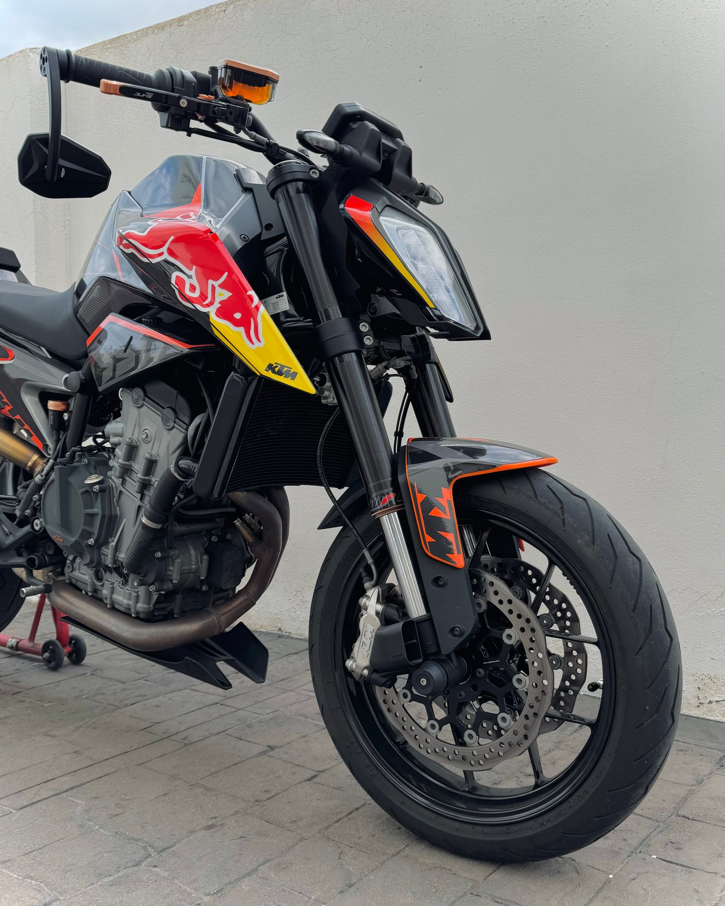 Brake Cooler - KTM Super Duke/Duke, Husqvarna Svartpilen/Vitpilen