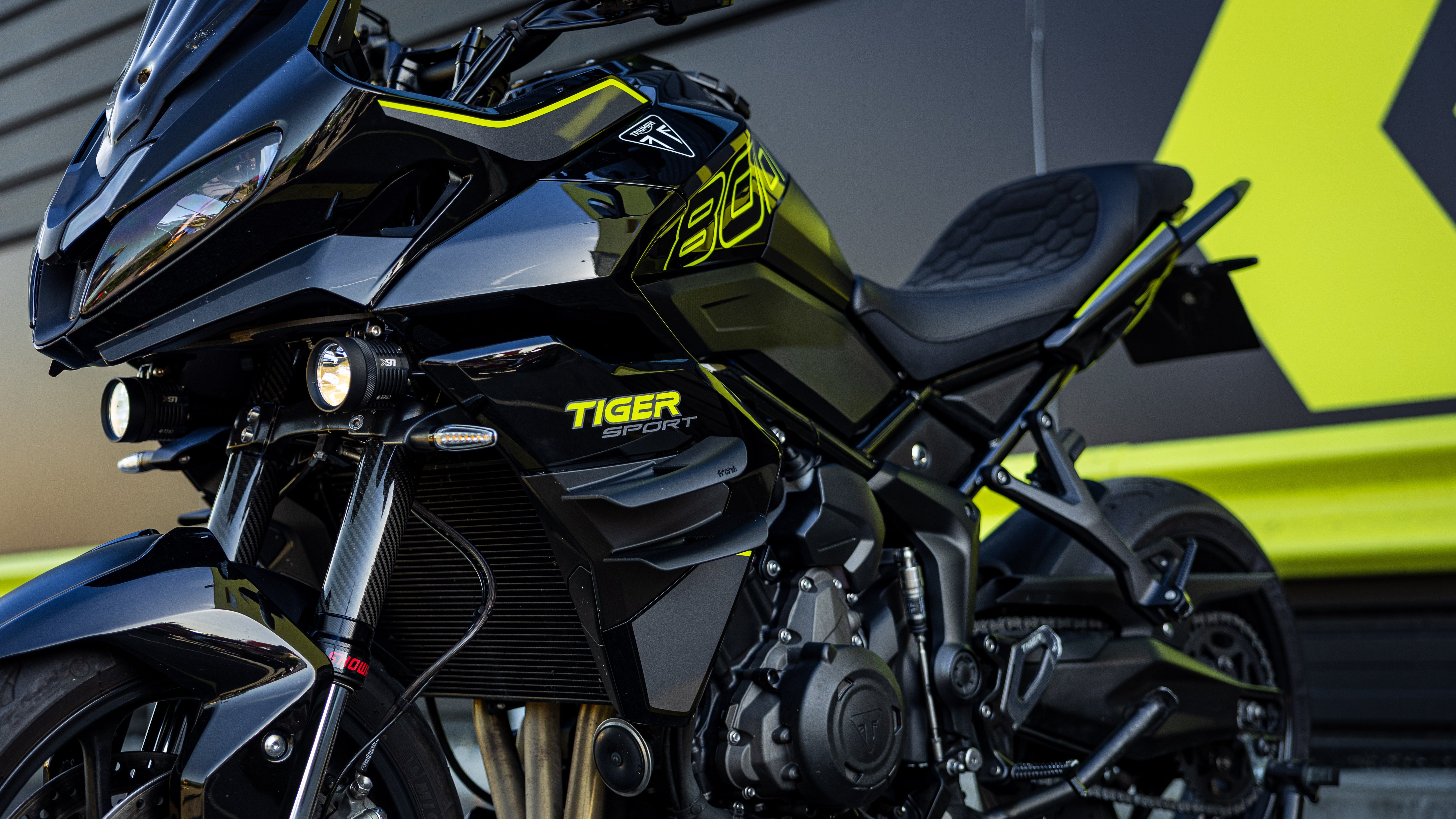 Ali Doppio - Triumph Tiger Sport 800