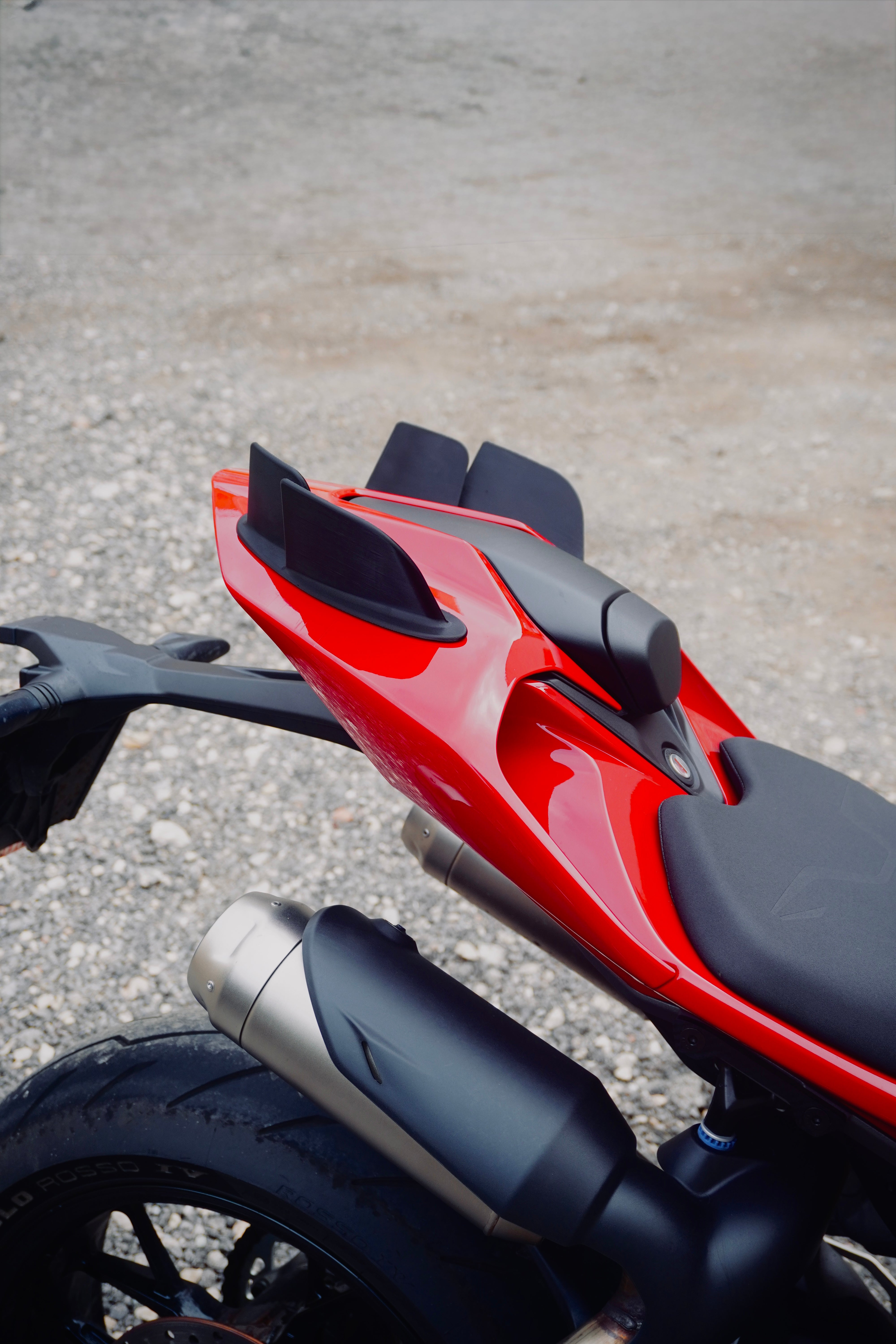 Tail Fins - Ducati V2/V4