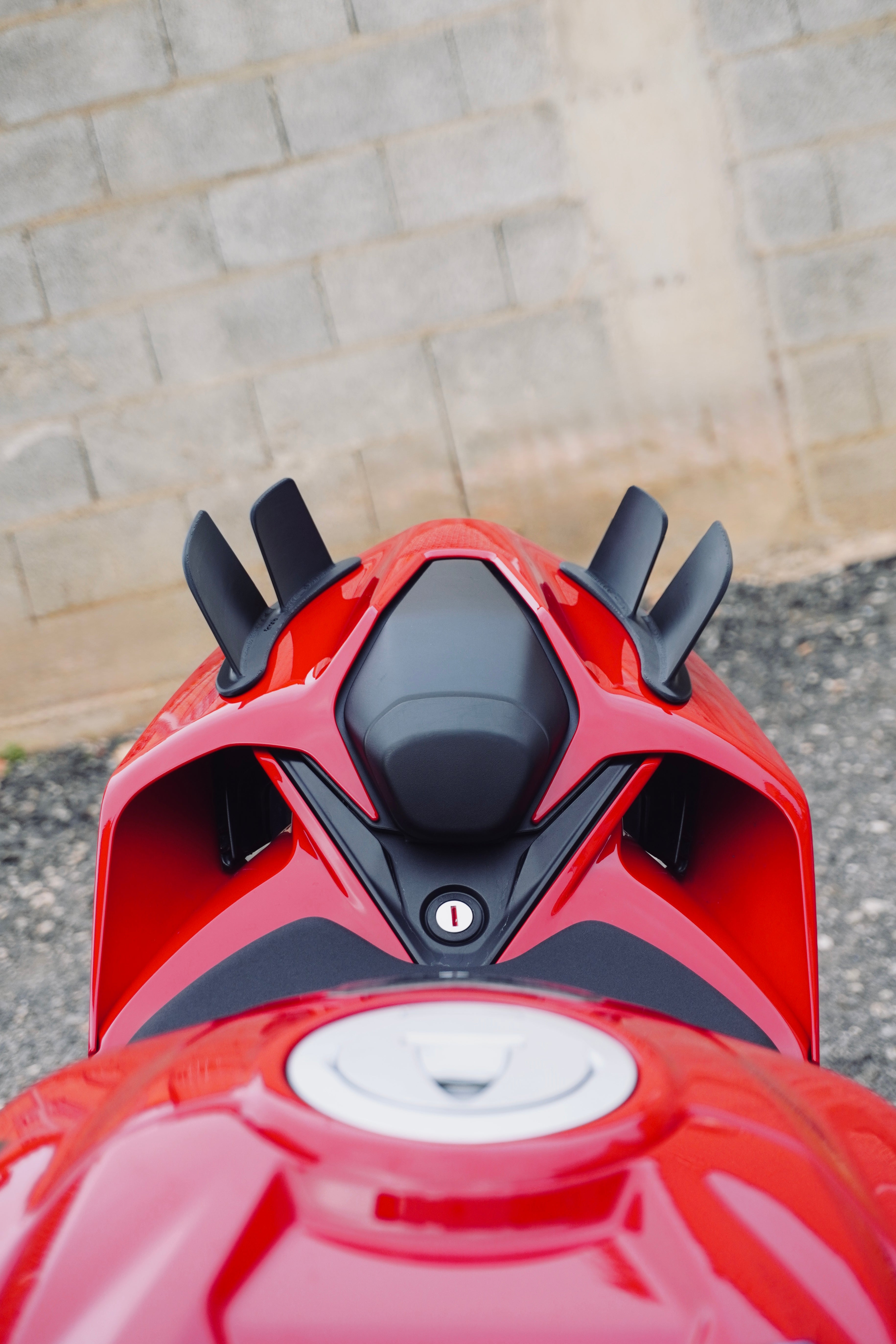 Tail Fins - Ducati V2/V4